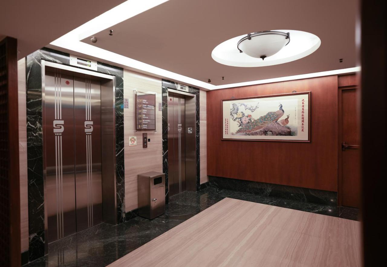 Herkang Hotel Taichung Esterno foto