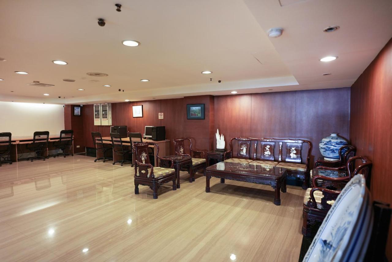 Herkang Hotel Taichung Esterno foto